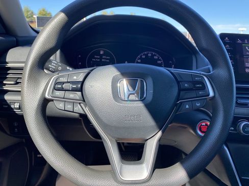 Used 2022 Honda Accord LX image 22