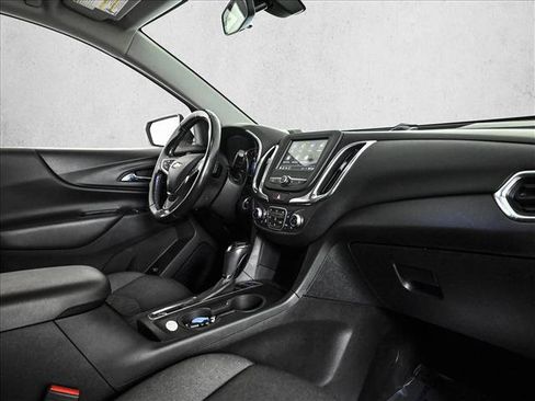 Used 2019 Chevrolet Equinox LT AWD/4WD image 22