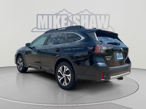 Used 2022 Subaru Outback Limited AWD/4WD image 3