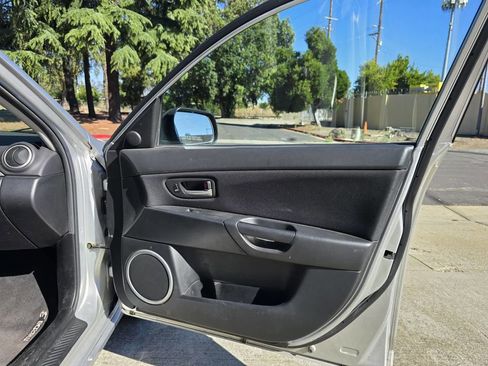 Used 2006 MAZDA MAZDA3 s Touring FWD image 15
