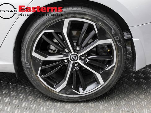 Used 2023 Nissan Altima 2.5 SR FWD image 8