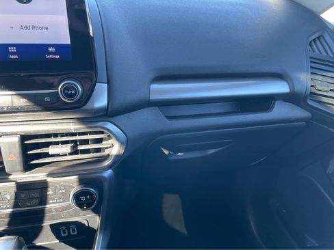 Used 2020 Ford EcoSport SE image 21