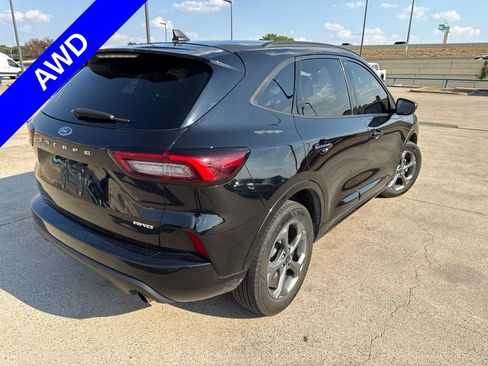 Used 2023 Ford Escape ST-Line AWD/4WD image 12