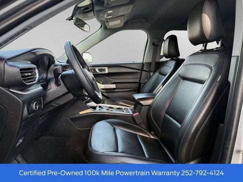 Certified 2023 Ford Explorer XLT w/ Equipment Group 202A AWD/4WD image 9