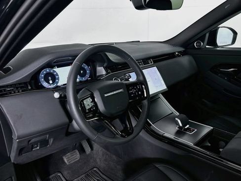 Used 2026 Land Rover Range Rover Evoque S AWD/4WD image 9