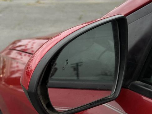 Used 2019 Hyundai Elantra SEL image 11