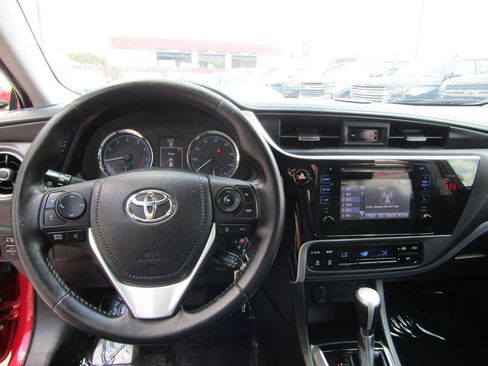 Used 2019 Toyota Corolla SE w/ Body Protection Package FWD image 15
