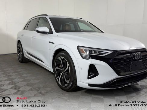 Certified 2024 Audi Q8 e-tron Premium Plus AWD/4WD image 1