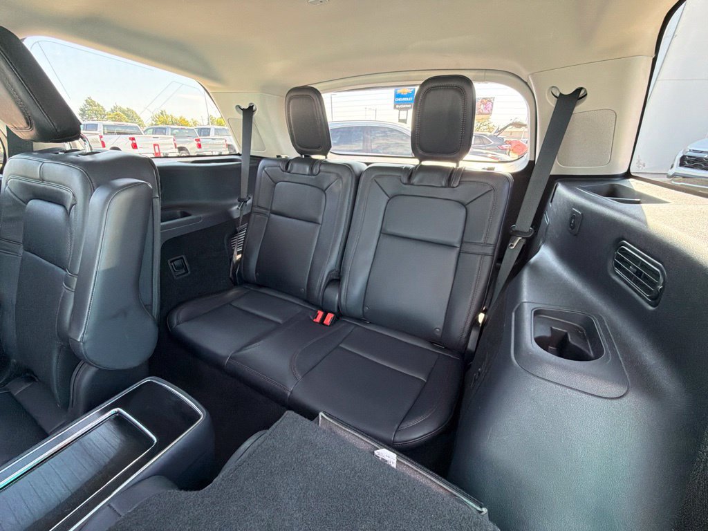Used 2025 Lincoln Aviator Reserve w/ Equipment Group 201A AWD/4WD image 15