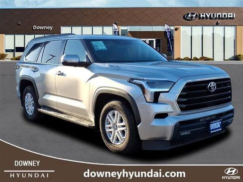 Used 2025 Toyota Sequoia SR5 image 3