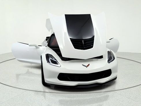 Used 2016 Chevrolet Corvette Z06 w/ 2LZ Preferred Equipment Group RWD image 15