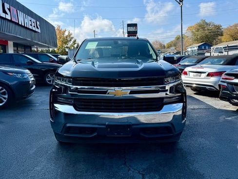 Used 2020 Chevrolet Silverado 1500 LT w/ Trailering Package image 3