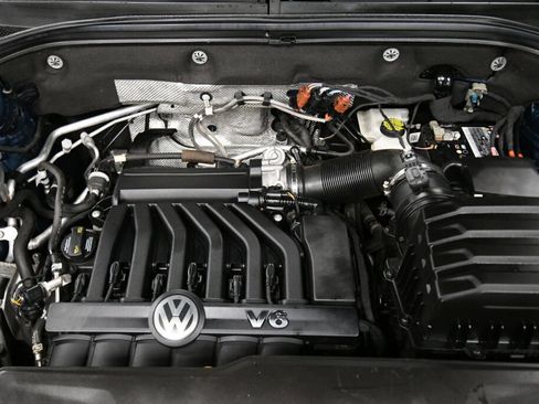 Used 2019 Volkswagen Atlas SE w/ Panoramic Sunroof Package image 37