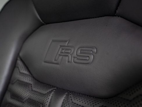 Certified 2024 Audi RS Q8 image 27