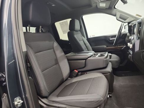 Used 2019 GMC Sierra 1500 SLE w/ SLE Value Package image 28