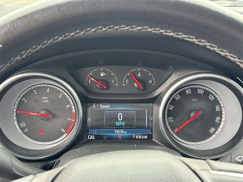 Used 2018 Buick Regal Preferred w/ Sights and Sounds Package image 13