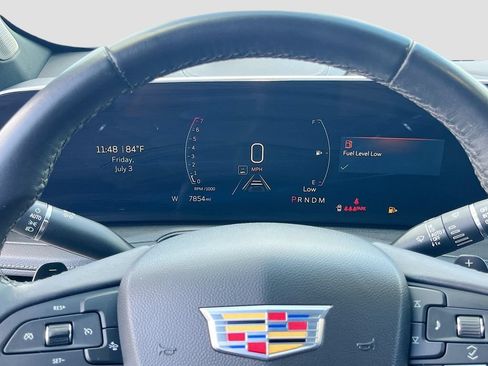 Used 2024 Cadillac XT4 Premium Luxury w/ Technology Package FWD image 12