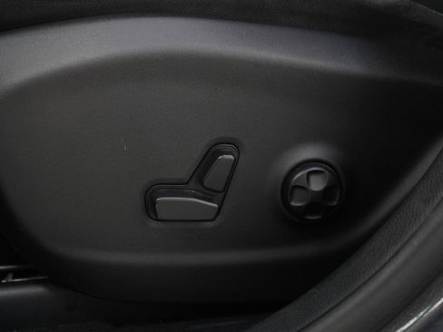 Used 2021 Jeep Cherokee Latitude Lux AWD/4WD image 29
