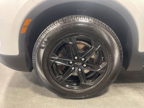 Used 2023 Chevrolet Blazer LT w/ Midnight/Sport Edition image 11