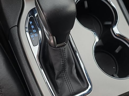 Used 2018 Jeep Grand Cherokee Altitude RWD image 22