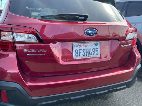 Used 2019 Subaru Outback 2.5i Limited image 16