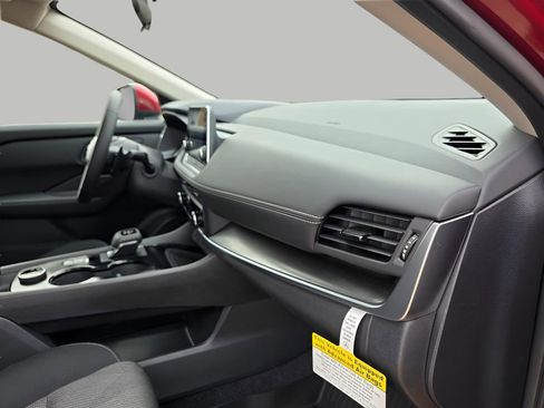New 2026 Nissan Rogue SV w/ Cold Weather Package AWD/4WD image 13