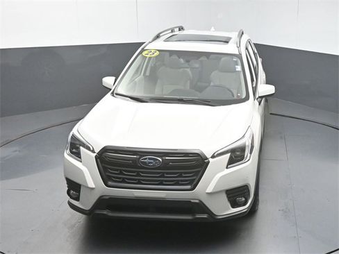 Used 2023 Subaru Forester Premium image 42