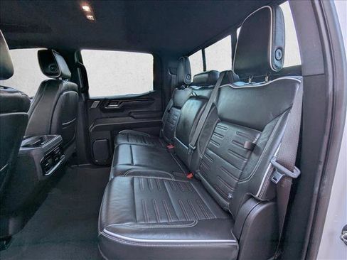 Used 2022 GMC Sierra 1500 AT4X image 12