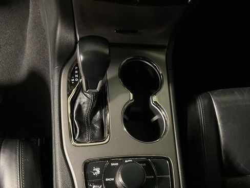 Used 2021 Jeep Grand Cherokee Limited X AWD/4WD image 32