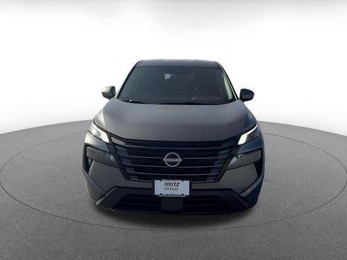 Used 2026 Nissan Rogue SV AWD/4WD image 4