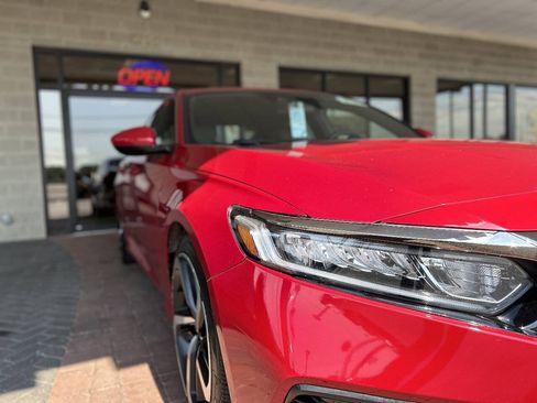 Used 2019 Honda Accord Sport image 27