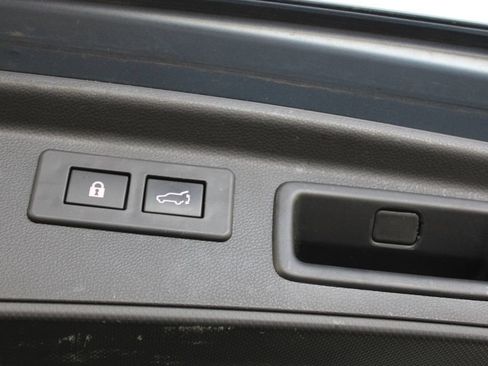 Used 2023 Subaru Forester Limited AWD/4WD image 62