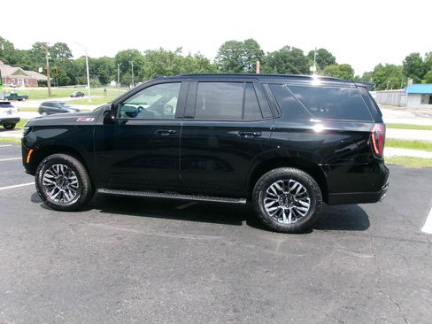Certified 2025 Chevrolet Tahoe Z71 AWD/4WD image 25
