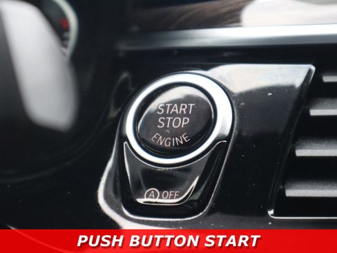 Used 2018 BMW 530i w/ Premium Package image 21