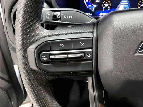 Used 2025 Chevrolet Colorado W/T image 23