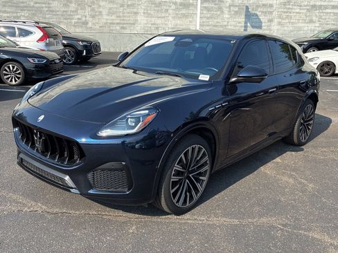 Used 2023 Maserati Grecale Modena AWD/4WD image 2