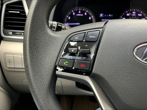 Used 2018 Hyundai Tucson SEL image 18