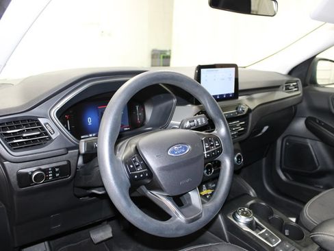 Used 2025 Ford Escape Active FWD image 16