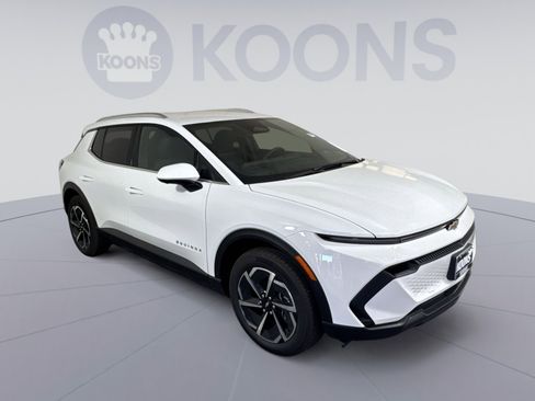 New 2026 Chevrolet Equinox EV LT image 10