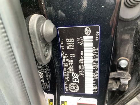 Used 2024 Toyota Camry SE FWD image 8