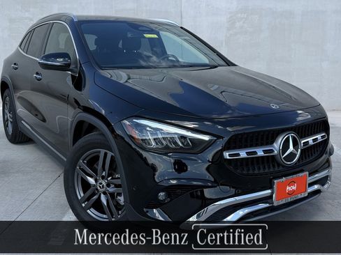 Used 2025 Mercedes-Benz GLA 250 image 1