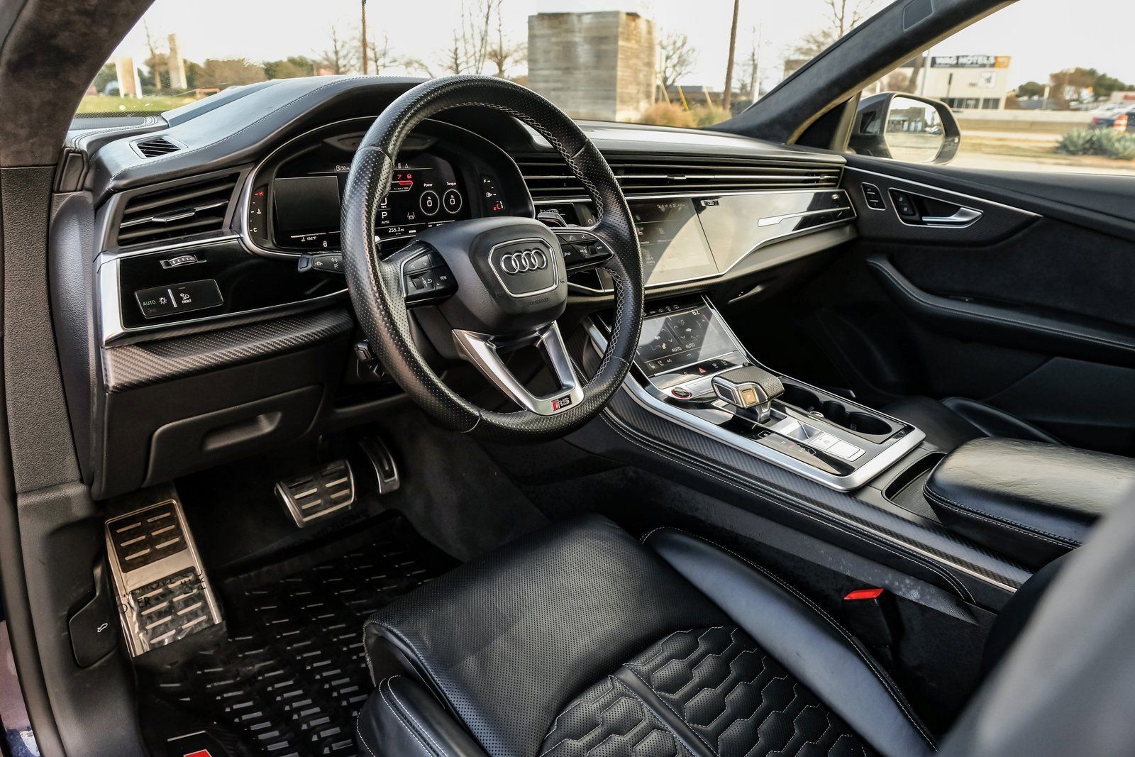 Used 2022 Audi RS Q8 AWD/4WD image 10