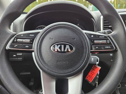 Used 2022 Kia Sportage LX image 19