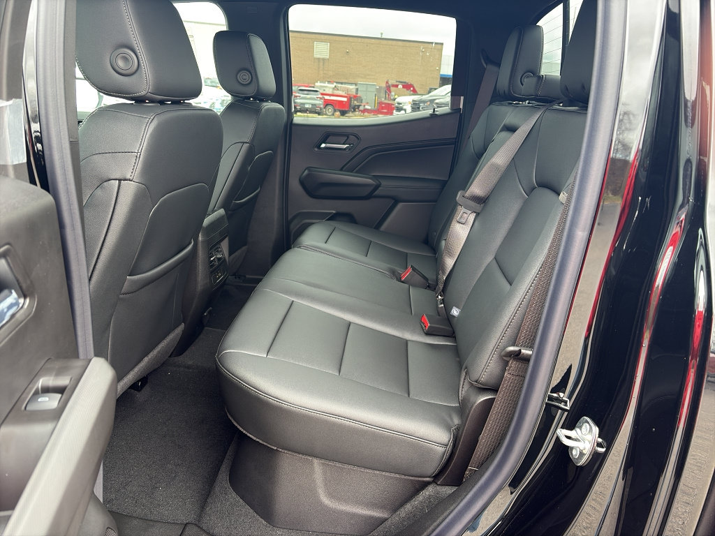 New 2026 Chevrolet Colorado LT w/ LT Convenience Package AWD/4WD image 6
