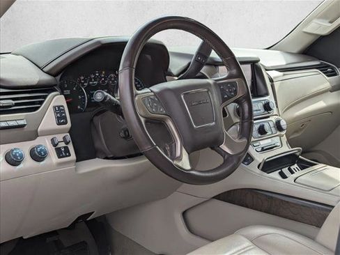 Used 2018 GMC Yukon Denali w/ Denali Ultimate Package image 10