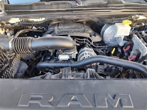 Certified 2022 RAM 1500 Limited w/ Off Road Group image 37
