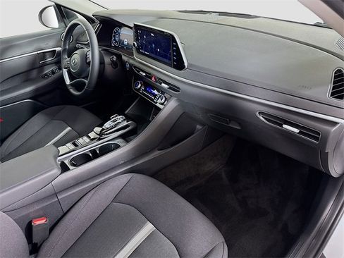 Certified 2023 Hyundai Sonata SEL w/ Convenience Package image 31