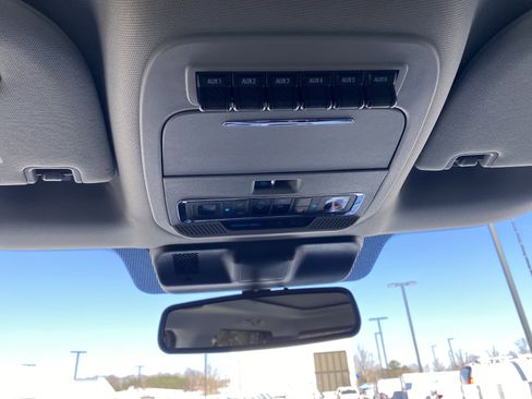 Used 2025 Ford F250 Lariat w/ Lariat Ultimate Package image 34