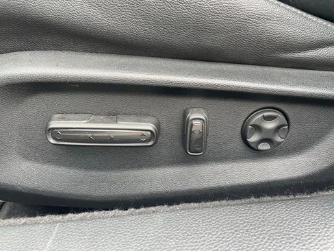 Used 2020 Honda Accord Touring image 10