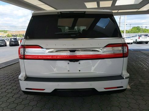 Used 2021 Lincoln Navigator Reserve AWD/4WD image 7